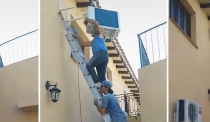 Cae soldador de escalera