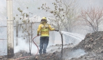 EN LINDA VISTA  Se incendia lote baldío