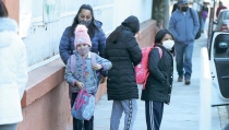 DURANTE LA PRÓXIMA SEMANA  Recorrerán horario escolar por bajas temperaturas