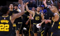   Warriors pegan primero en las finales de la Conferencia Oeste