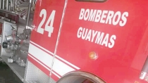 Acuden a dos incendios de maleza y basura