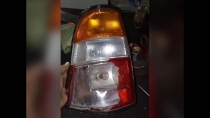 Detienen a lavador de carros por dañar uno