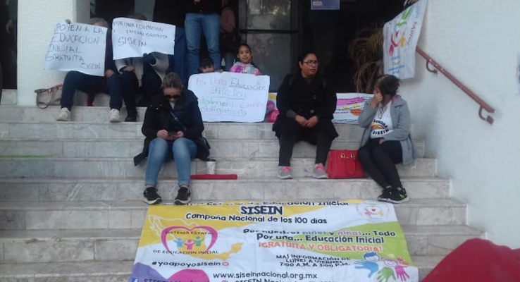 Colectivo se manifiesta en el Congreso Insisten en crear Sistema de Educación Inicial en Sonora