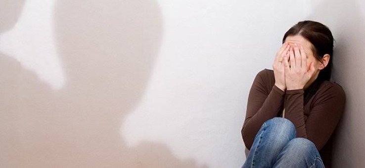       Mujer reporta violencia familiar