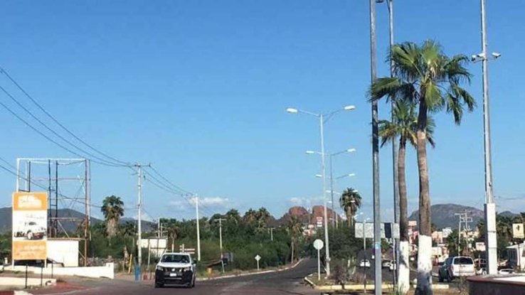 Se sale de camino vehículo