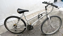 Reporta robo de su bicicleta