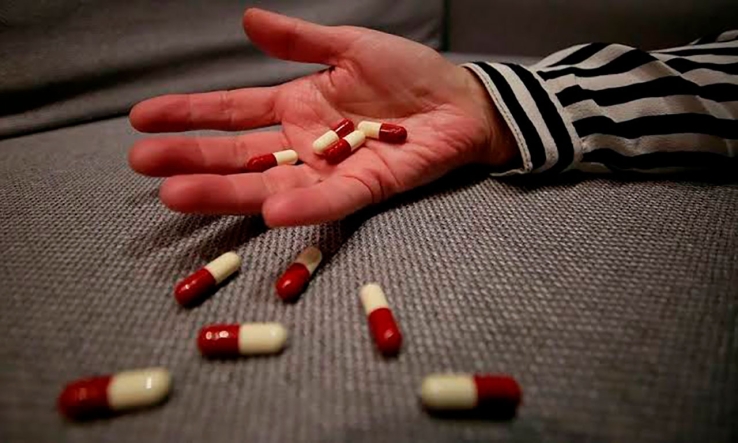 Se intoxica con pastillas para dormir