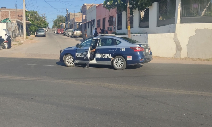     EN LA CALZADA  Se registra choque de vehículos
