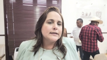 ALCALDESA KARLA CÓRDOVA  Invita realizar protestas en Palacio