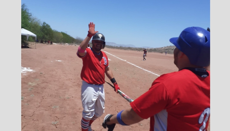 Viene por el tricampeonato, Martín Escobar