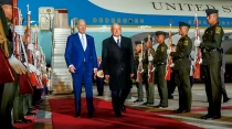 López Obrador llama a Biden a invertir en la región; él le pide luchar contra “plaga” del fentanilo