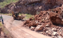 EN CARRETERA AL PARQUE INDUSTRIAL  Se registra deslave