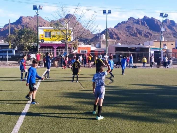    Premian balompié en Guaymas Norte