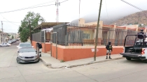 Suspenden clases en dos planteles