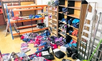 Atracan en tienda de ropa