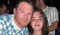¿El &#039;Canelo&#039; Álvarez es un papá celoso? Así reaccionó en las Mañanitas a su hija