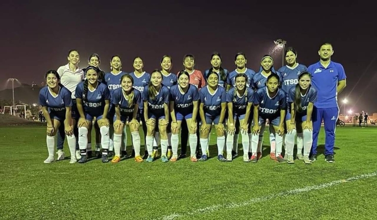 Gran actividad se registra en el complejo deportivo.