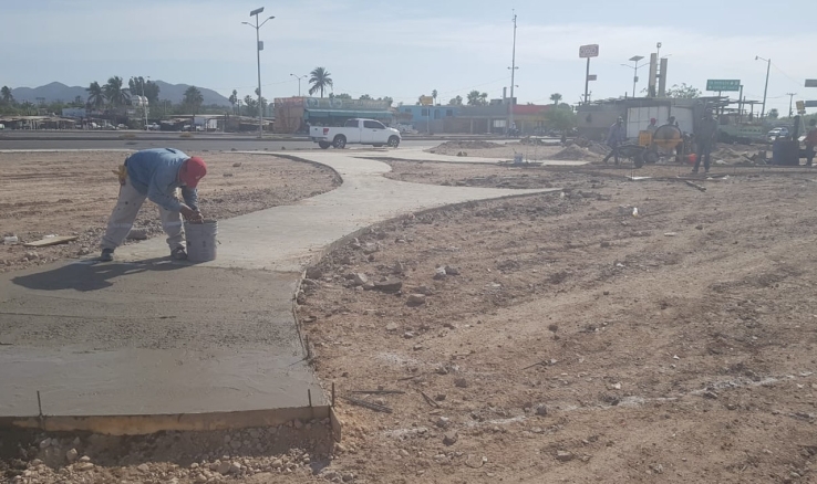Autoriza AMLO retiro de relleno de la bahía