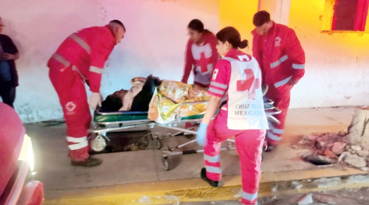 Cae mujer en registro sin tapadera