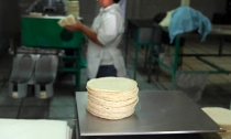 Hasta 24 pesos dan el kilo de tortillas