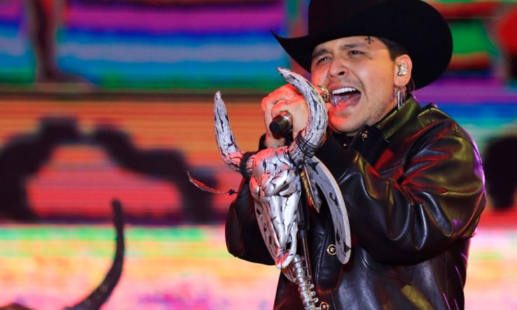 Christian Nodal se tomará unas merecidas vacaciones... ¡de dos meses!