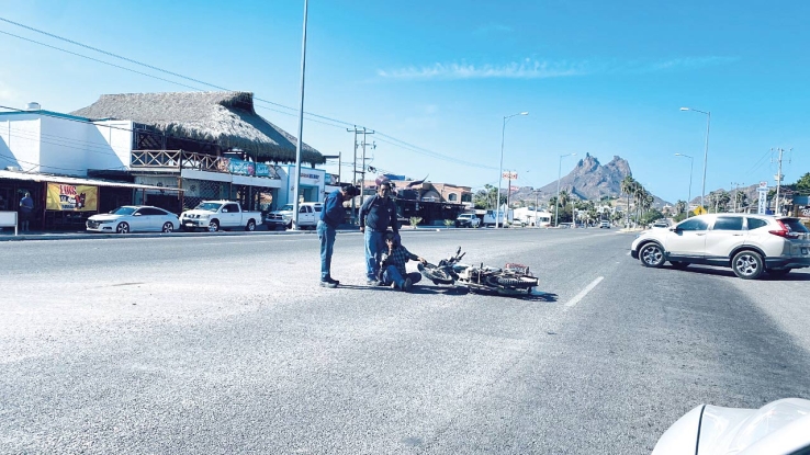 EN SAN CARLOS  Se lesiona motociclista