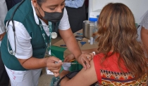 IMSS inicia aplicación de vacuna contra la influenza