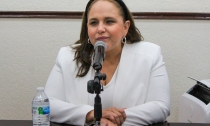 ALCALDESA KARLA CÓRDOVA   Es importante trabajar con legalidad