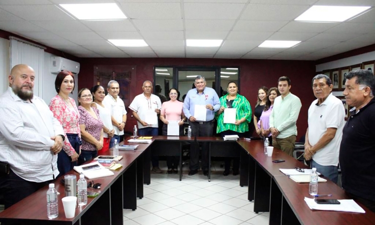 INSUS Y AYUNTAMIENTO  Firman importante acuerdo