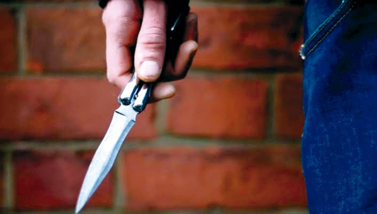 Cae en poder de arma blanca. Al hombre se le decomisó un cuchillo.