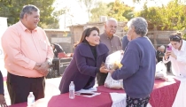 Benefician a familias de la Pesqueira y la Rony con Jornada Permanente por la Paz