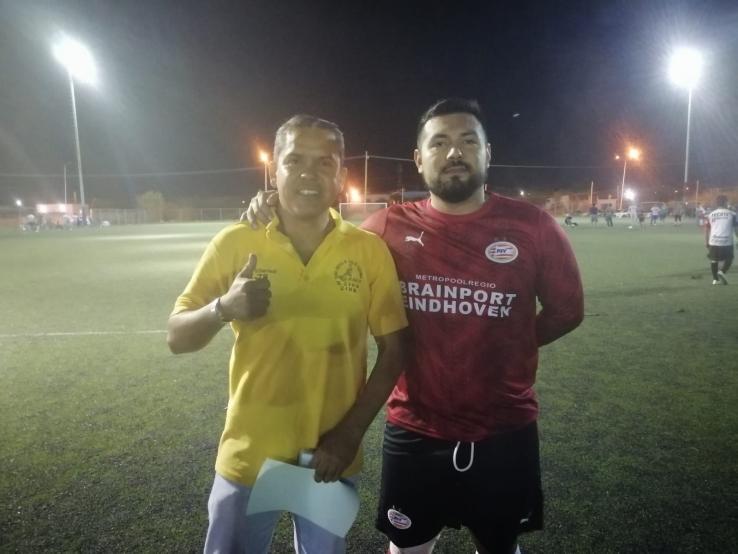 Barrios Unidos da lección de pacto de caballeros