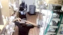 EN EL PEDREGAL Se roban hasta la escalera