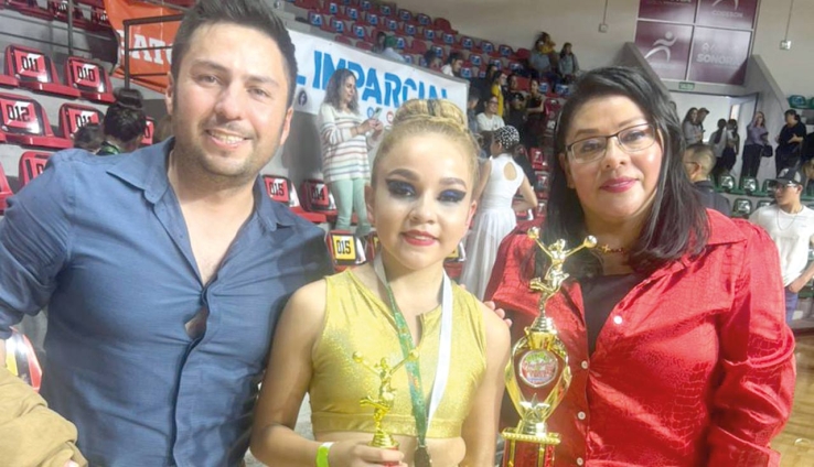 Mía Rodríguez Tiznado, campeona estatal de gimnasia