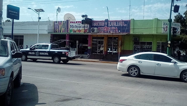 POR FALTAR RESPETO A JOVEN Busca la policía a dos sujetos