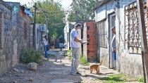 Presunto infractor de la ley se dio a la fuga por vivienda
