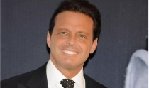 ¿Luis Miguel regalará boletos para sus conciertos o hackearon su Twitter?