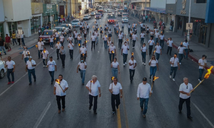    Realizan marcha de las Antorchas