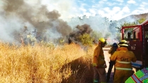 Atienden conato de incendio en Loma Linda
