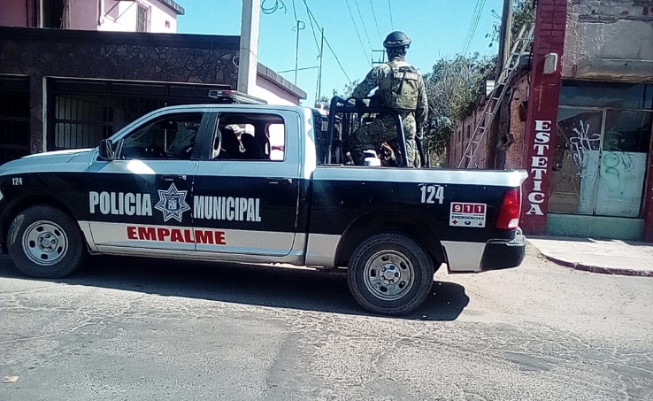 POR TRATAR DE GOLPEAR A OTRA   Buscan a dos mujeres