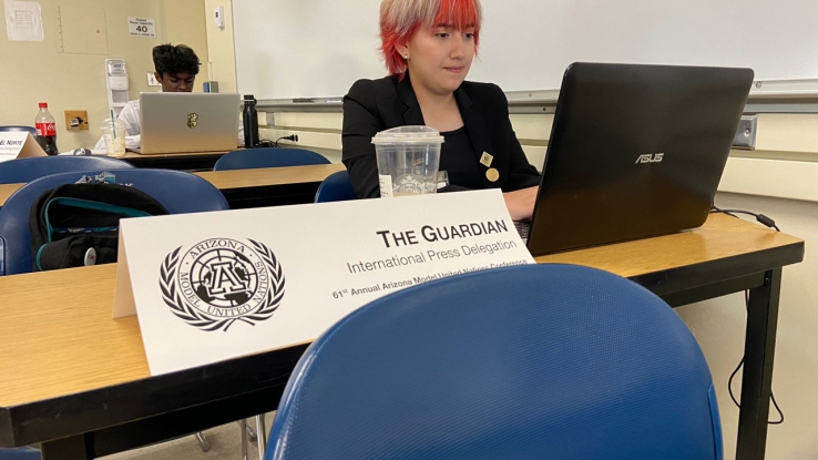 Por su participación como reportera. Reconocen a alumna del Cobach en evento internacional