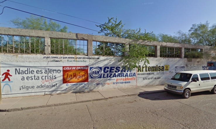 Viejo edificio es riesgo para población
