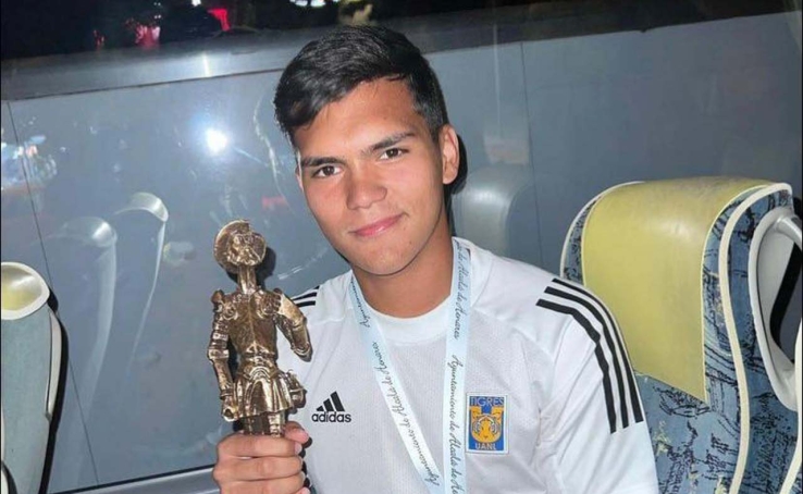 Ramón Flores firma con Tigres