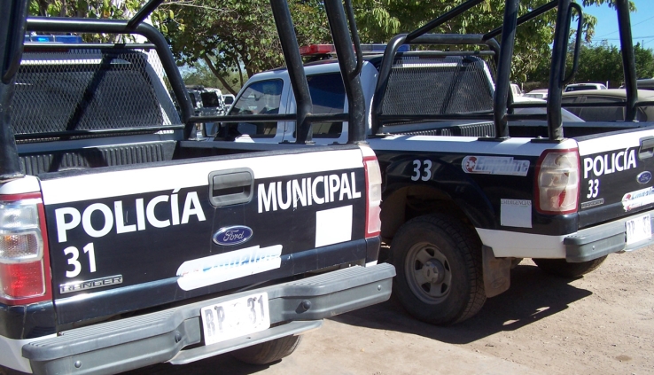 Por tratar de agredir a jóvenes detienen a sujeto