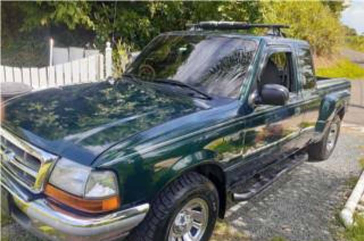 Roban pick up en plaza El Vigía
