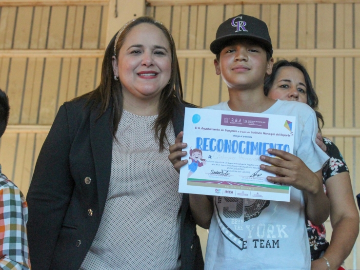    Festejan a niños guaymenses