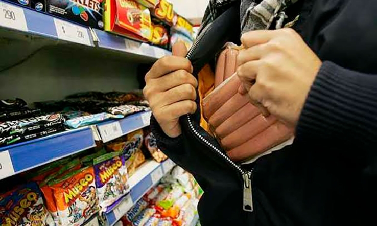 Cae presunto ladrón en supermercado