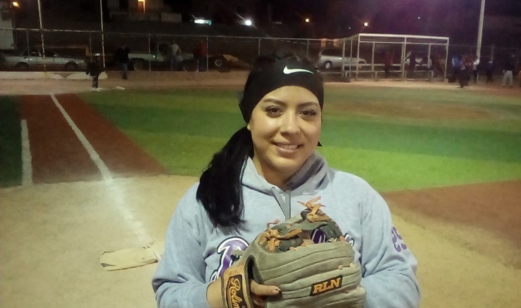 Gana Diablas a Águilas y festejan doble