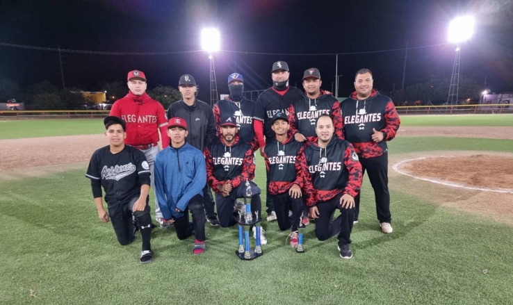Elegantes es bicampeón del softbeis