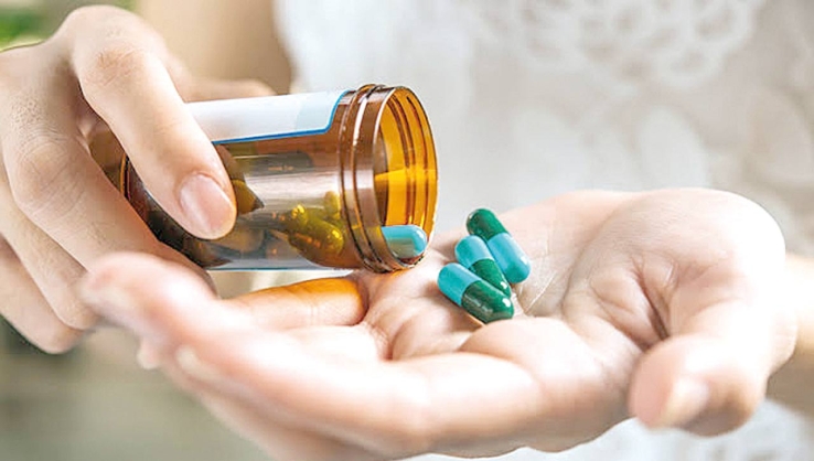 Se intoxica mujer con pastillas para dormir